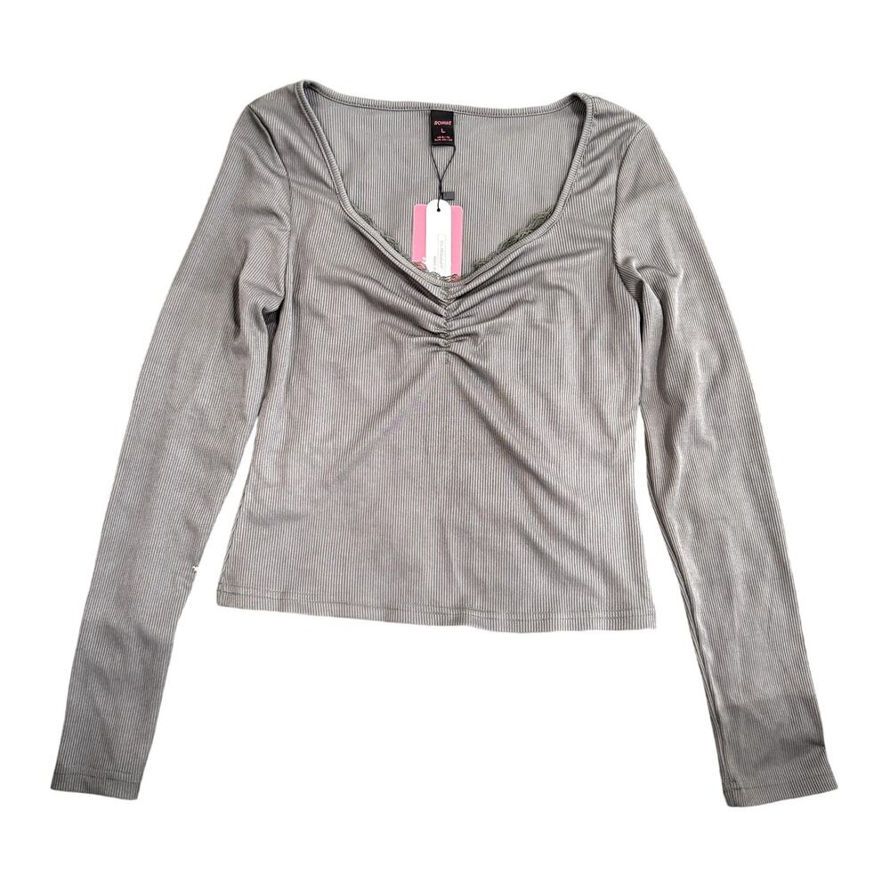 Women's Long Sleeve V-Neck Lace Trim Crop Top In Gray, Size L